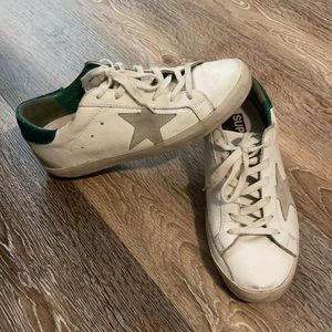 Golden Goode Superstar EUC 38